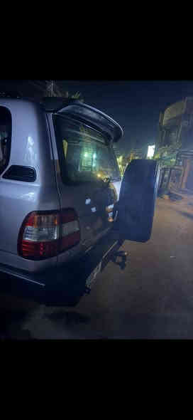 للبيع موديل ١٩٩٩ فول موصفات مكان السياره الحسينيه الراشديه السعر خاص راقم التلفون ***********
