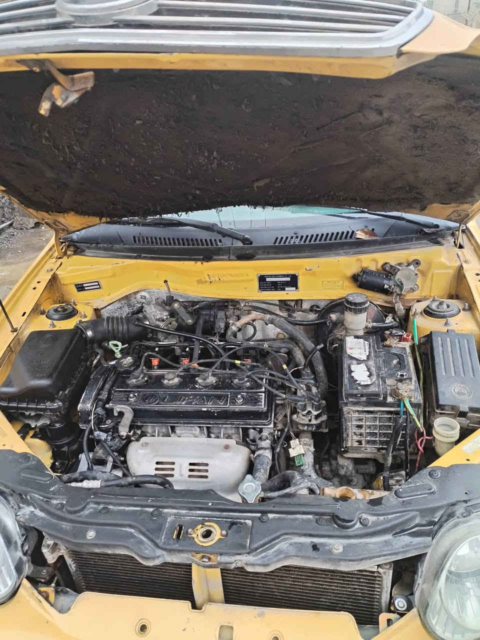 سيكي تكسي
موديل 2010 رقم بغداد مشروع وطني
صاحبها بالموصل شرط الوكاله والتحويل
مكان موصل الجانب الأيمن
السعر 42 ورقة وبيها مجال قليل ايي استفسار اتصل ***********
