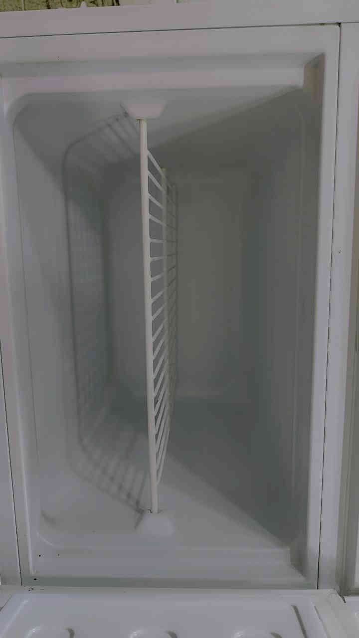 ثلاجه ارجيلك النظافه فول السعر ٢٥٠ وبيها مجال
حجمها بالضبط معرف بس مو جبيره ولا صغيره
*********** موصل
