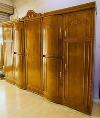 غرفة نوم • صاج • ٥ أبواب