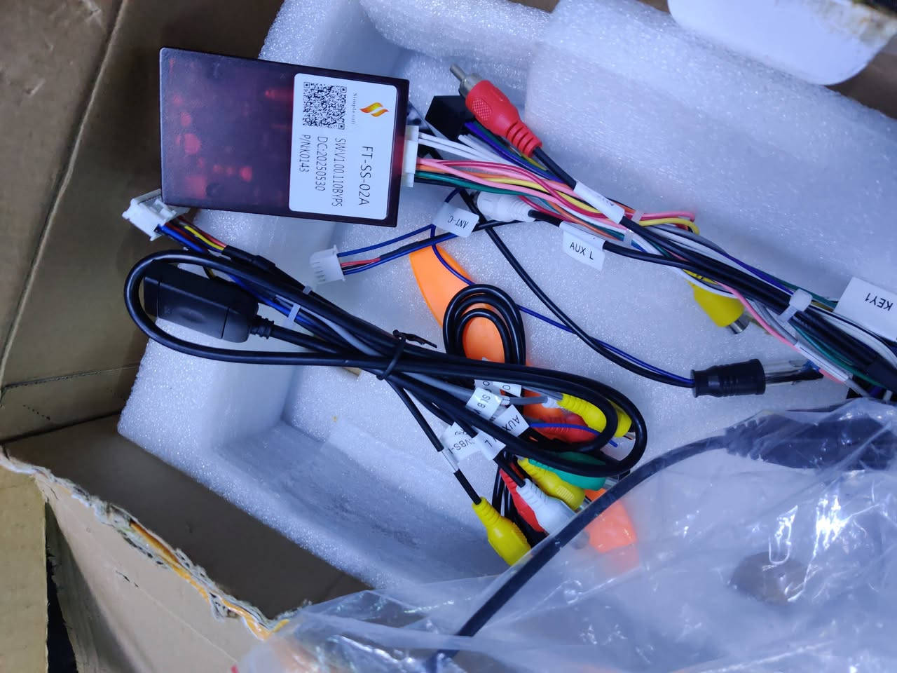 شاشه عملاقه ذاكره 256 احدث نظام يوجد توصيل ***********
