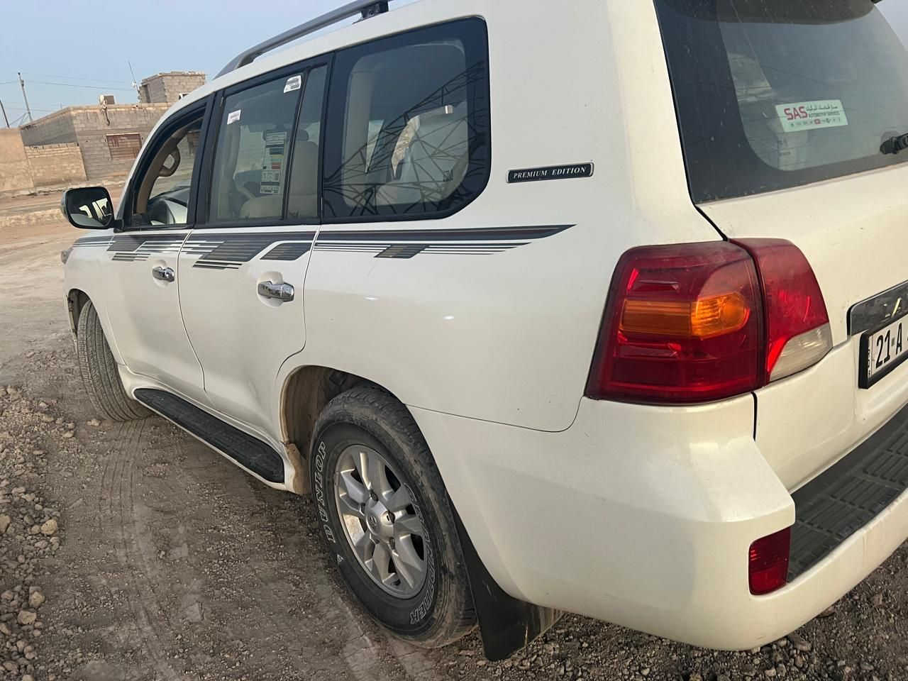 لاندكروز جكساره ٢٠١١ مكينه كير كفاله السعر ٢٢٥وبيها مجال رقمي ***********
