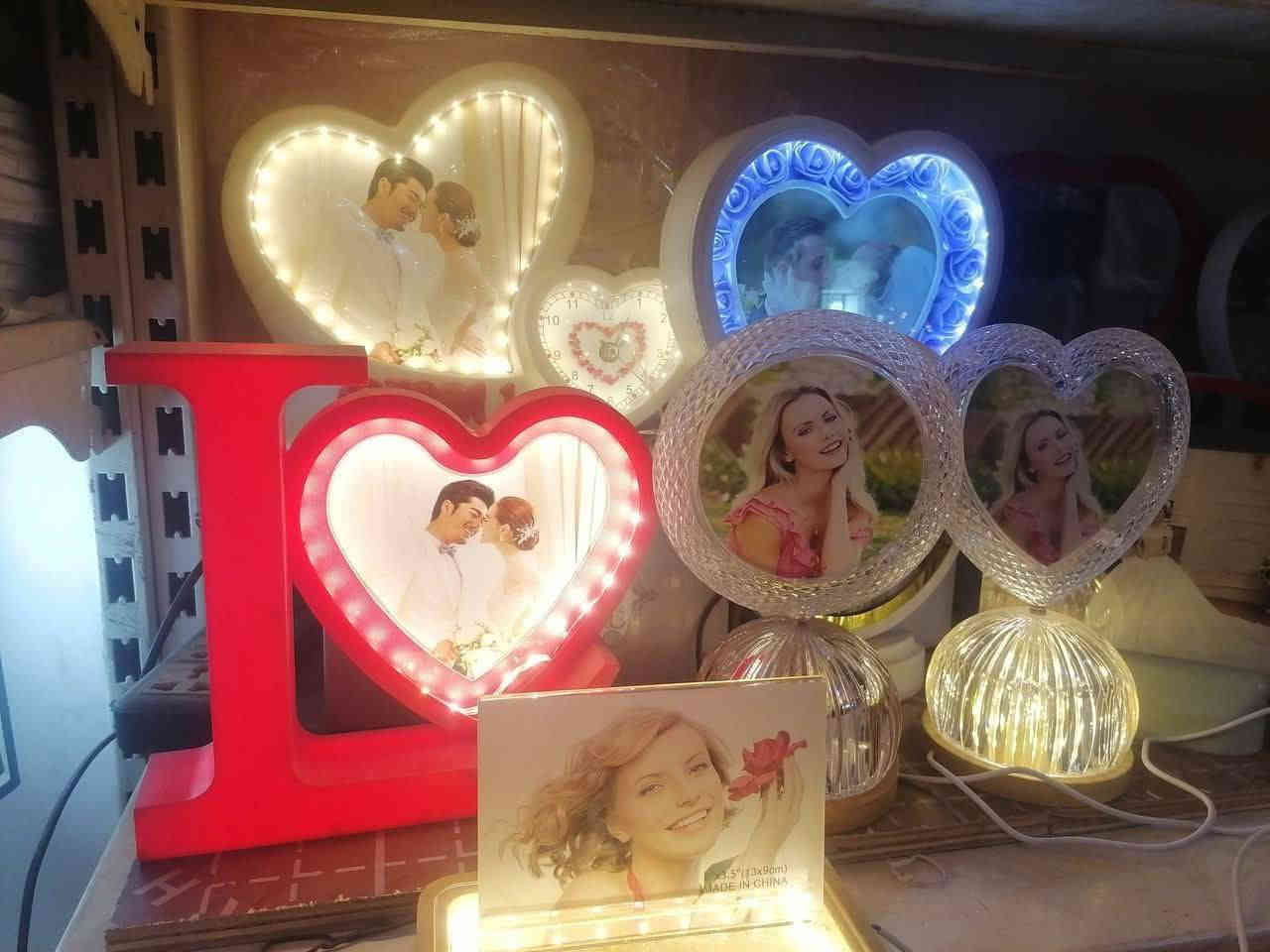 الـمشهداني للتصوير} 

مستعدين تصوير كافة الحفلات المناسبات  
عروضنا عديده ومميزه منها :

🔹طبع صور على خشب كافة القياسات 
🔹 طبع صور على الكوب  حراري
جملة مفرد

🔹جلسات تصويريه خاصه
🔹مستعدين تصوير كافة الحفلات 🔹
    

🔹طبع صور عادي دبل جامبو 500دينار
🔹طبع صور عادي جامبو 250دينار 

🔹تصوير فديو (HD)  📹+ صور فوتوغراف

🔹تصوير كافة الحفلات المناسبات 
متوفر كادر 📸👨🏻‍💼 رجالي  نسائي📸👩🏻‍💼
🔹للتصوير 

يوجد خدمة توصيل 
العنوان /سـوق النبي 🎉🎉
 {{  الصـفـحـه وعـلى الارقـام التـاليـه }}
   📲 ***********📲
