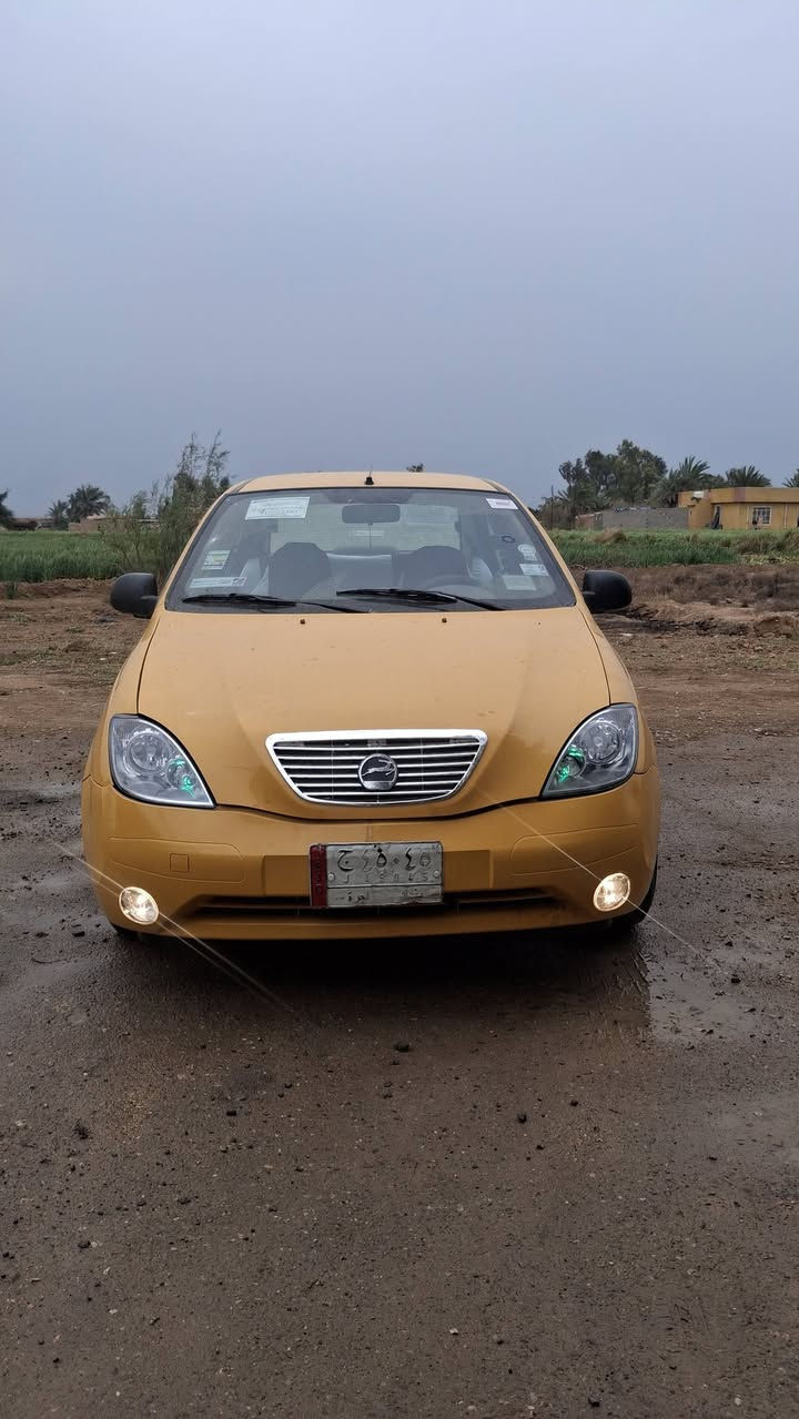 سلام عليكم طيبه موديل 2015 شويه صبغ بين الباب وجاملغ اليمنه كير مكينه خير من الله صدر امامي خلفي جديد تخم تاير قبل يومين شاده كهربائيات كلها شغاله 
دواخل جديده 
السعر 37 بيها مجال بصيط للشراي فقط 
العنوان بغداد الجديده 
الاتصال ***********
