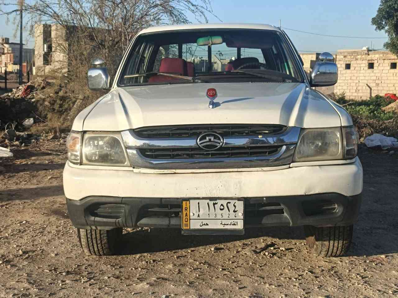 سلام عليكم بيكم دير موديل2006
رقم قادسيه سنويه بعد شهر تنفذ مصفره من كلشي 

مكفول كفالة عامه 

محرك كير حداديه شاصي اكسن شرط 

مكان ديوانيه عفك السعر 45 وبيها مجال ***********
