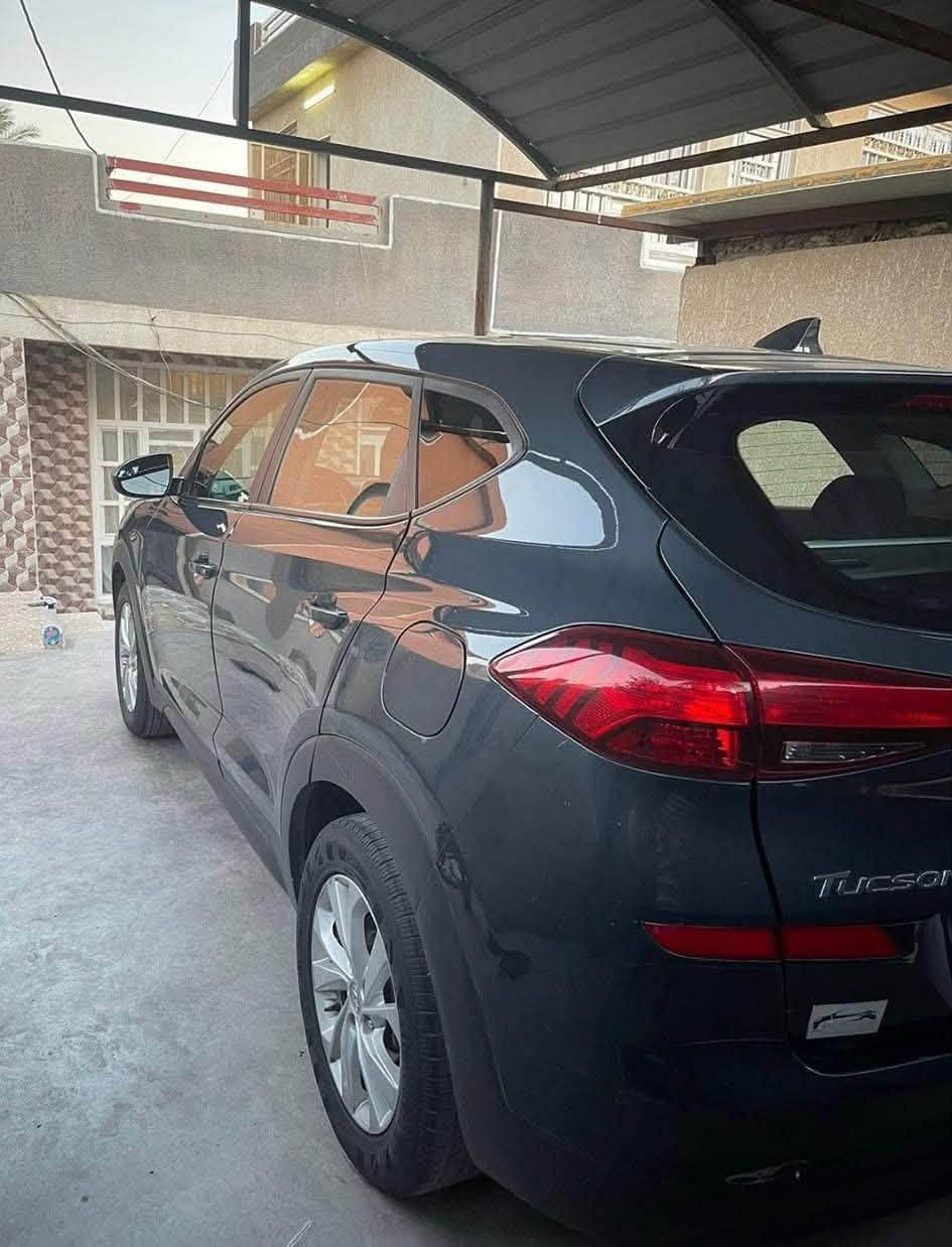 توسان 2019 وارد امريكي
محرك 2000 جي تي اي 
فور ويل 
تحكم إستيرن جهتين 
تحديد مسار 
قياده اليه ذاتيه 
مود درايف سبورت 
نزول منحدرات 
سايد بريك بصمه 
اوتو هولد للتوقف 
السعر 145$
المكان بغداد الراشديه 
الرقم ***********
