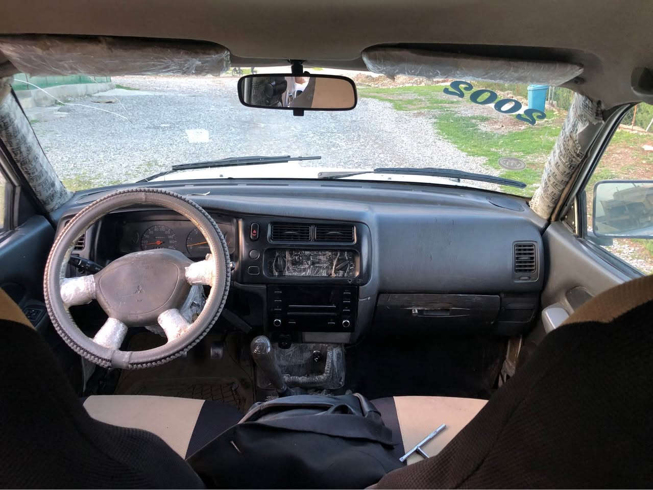 مستەر بۆشی ئارم پلاستیک هەولیرە  گیرومە کینە بەشەرتە  کابریتەرە   سەیارەکە حیزام  بۆیاخە سە خفی بۆیاخی نیە  گەرمی مەزبوتە تایەی نوییە  لیدراوی نیە هەیکەلی زۆر جوانە مالی دۆستە  لەرانیەم  *********** رانية, السليمانية
