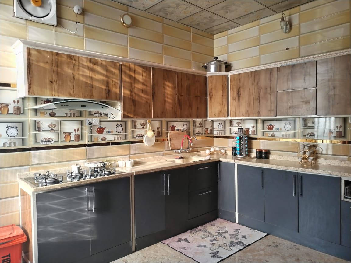 دار سكن طابو صرف مساحه 150 متر طابقين بناء حديث بناء طابوگ ركن على ساحه موقع جدا ممتاز 
3 غرف نوم هول مطبخ استقبال 
مجمعات صحيه خارجيه داخليه 
كراج سياره خدمات كامله 
مي كهرباء مدارس 
ابو غرق حي الحسين 
الأستفسار الأتصال 
***********
#الدار_المعموره_للعقار 
ملاحظه /من لديه عقار ويرغب بالبيع فقط الاتصال 
ولدينا عروض تناسب الجميع
