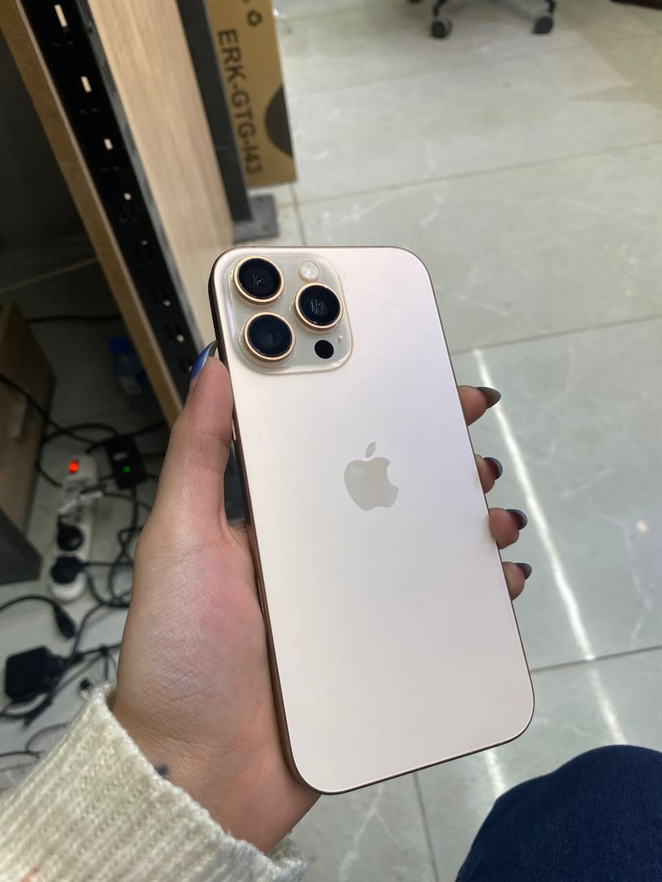 ايفون ١٦ برو ماكس شرق اوسط 256
بطارية 94 بعدة داخل الضمان وملحقاتة كاملة سعرة مليون و350


**إذا كنت صاحب هذا الإعلان وتريد حذفه لأي سبب، رجاءا أرسل رسالة إلى الدعم الفني**