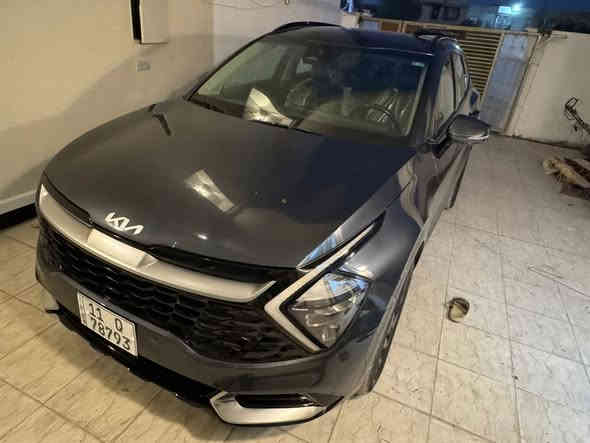 السلام عليكم سبورتج مديل 2023
برستيج فول مواصفاات واحد ع واحد 
بيه صبغ شويه بلبنيد صور حادثه بمنشور 
بدون دواخل شاصي لغد كفاله عامه كير محرك تبريد صدر كفاله عامه ماشيه 26  باسمي رقم سنويه هزه جديده 
السعر 195 وبيه مجال مكاني بغداد حي الجهاد 
***********
‏‪***********‬‏
