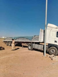 يوجد لدينا رمل ناعم حصو  وسمنت كركوك تيكلا سمنتيه.ويوجد جص وسمنت ابيض ...