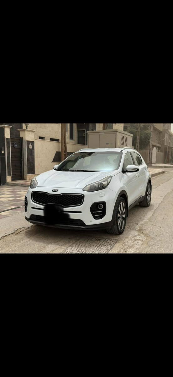 السلام عليكم سبورتج موديل 2017 خليجي مكفوله كفاله عامه رقم اربيل محرك 2000دوش سعرها 165وبيها مجال
***********
