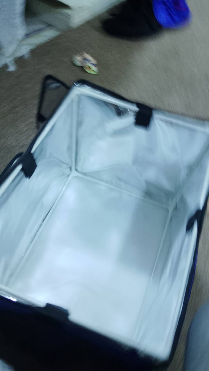 سلام عليكم صندوك جديد ما مستخدم ابد يعني بجيسة
للبيع مكاني نجف ميلاد وذا تريد اجيبة الك ماكو مشكلة 
الرقم ***********
السعر 15الف
