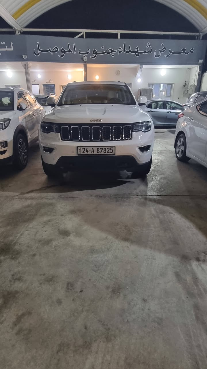 جيب شروكي
مكلف بل نشر 
موديل ٢٠١٨
ماشيه ٤٩الف 
وارد خليجي 
موصفات بصمة 
كشنات جلد 
زراكات 
تحكمات ستيرن وشفتات ستيرن
رادارات جانبيه
دفع رباعي 
سيارة جديدة وضع شركة 
شرط بدون صبغ وبدون بارد وبدون ملاحضات شرط كفاله عامه 
يرهم بيع ومراوس 
متواجد معرض شهداء جنوب الموصل 
اتصل ودلل ***********
