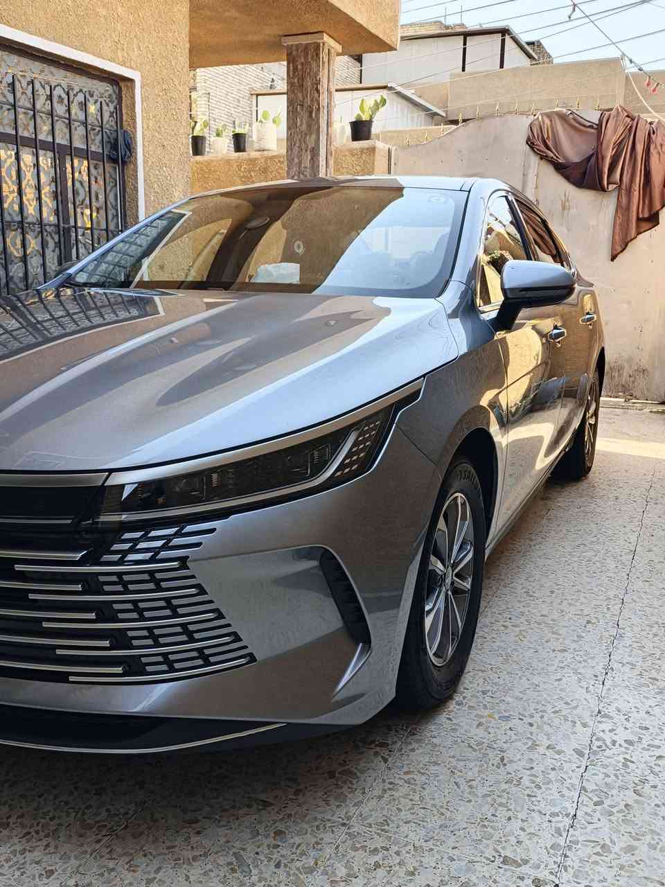 بي واي دي دستروير 2025
ماشية 9الف كلي  مكفوله كفاله عامه من كلش علا وضع الوكاله

✅ بصمة ابواب وتشغيل 

✅ شاشة وسطية حديثة

✅ كامرة خلفية

✅ حساسات خلفية

✅ تشغيل بصمة

✅ مقاعد مريحة بتصميم 

✅ نظام هايبرد اقتصادي 

✅ إضاءة LED

✅ ويل كروم حجم 17

✅الشاشه كبيره داواره مكان السياره بغداد الجديده الرقم ***********
