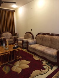 جديد ونضيف • 10مقاعد • الحلة حي الجزائر