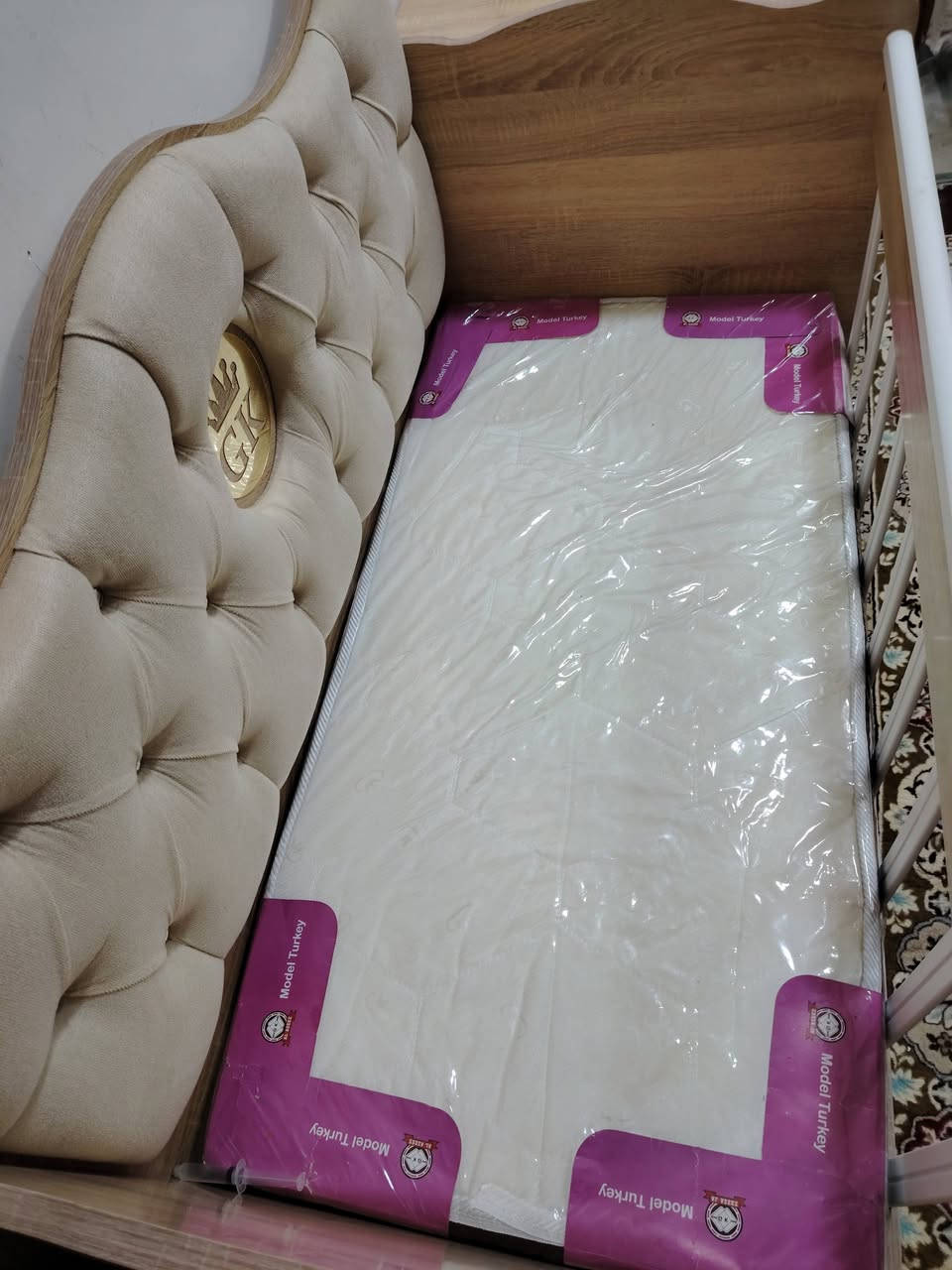 السلام عليكم جربايه اطفال نضيفه جدأ مع دوشك العنوان / كوت الفلاحيه رقم الهاتف  ***********
