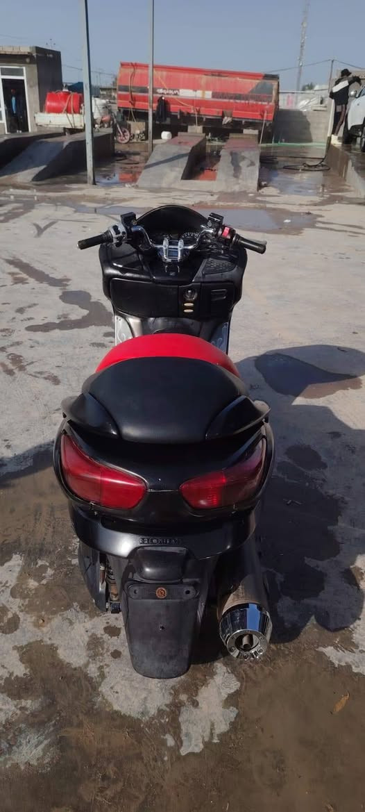 سلام عليكم شباب فورزه 09للبيع مكفوله كفاله عامه لدراجه
عميه مفصول كيرها لسعر اسويلك مكاتبه السعر 950وبيها

 مجال لاستفسار خاص او اتصال ***********
