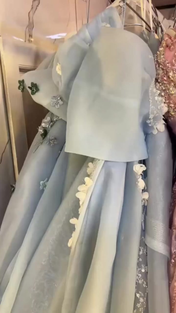 بيع بدلات زفاف والاوان تركيات 50قطعى بسعر مناسب جدأ ***********
