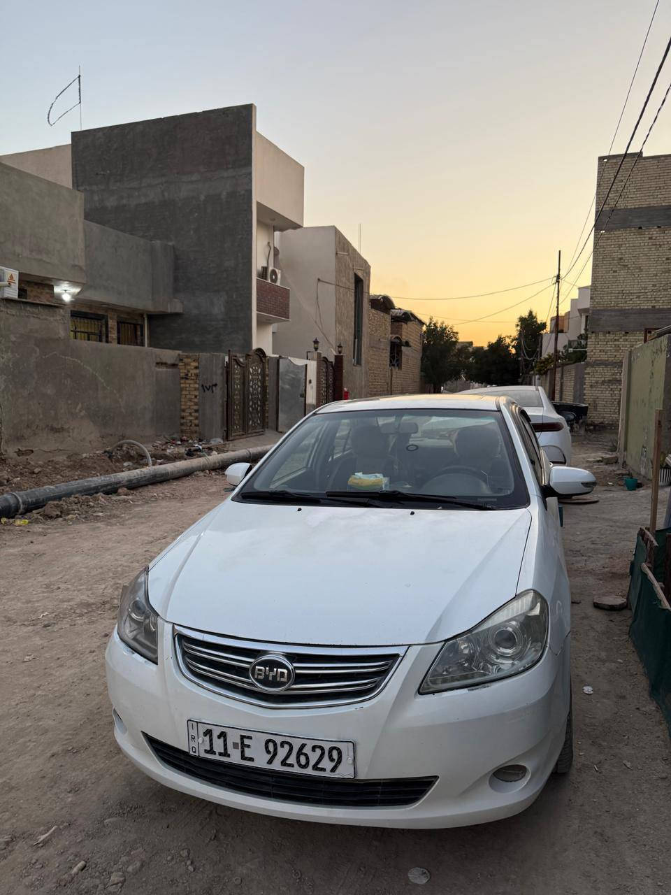 السلام عليكم بي واي دي جي ثري ٣٠١٣ السياره جديده بيها بارد وصبغ كلش قليل گير عادي محرك هوندا السعر ٦٢ بغداد باسمي الاتصال ***********
