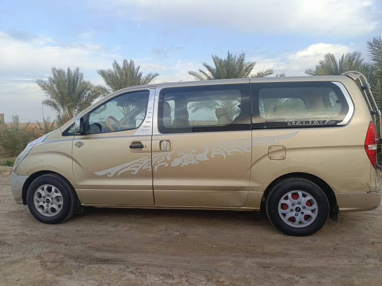 السلام عليكم ستاركس 2008 مكفوله كفاله عامه تبريد محرك گير كفاله عامه السنويه لل 2028   المكان الدوانيه ناحيه الشنافيه مفرك ميري ال عطيه السعر 125 وبيه مجال قليل الرقم ***********
