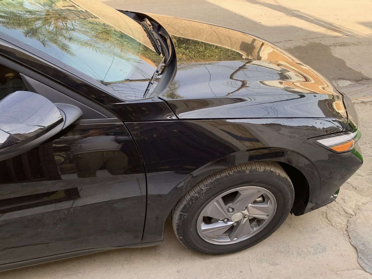 السلام عليكم 
النترا وارد أمريكي موديل ٢٠٢٤ بدون رقم ماشية ٥ الاف زيرو مكينة ٢٠٠٠ السيارة حادثها قطعتين تبديل والدعامية بلاد نفس اللون  بدون شاصي ربع القمارة  بارد تعديلها بدون اي لحيم فقط بارد كل السيارة بدون اي اوكسجين  الراديترات مالات الشركة بدون تبديل حتى غاز التبريد جاهزة للاخير يحتاجلها فقط رقم نصف فول بأسمي قبل مدة قصيرة دخلت السيارة 
العنوان بغداد المشتل 
ترهم مراوس حسب القناعة 
***********
