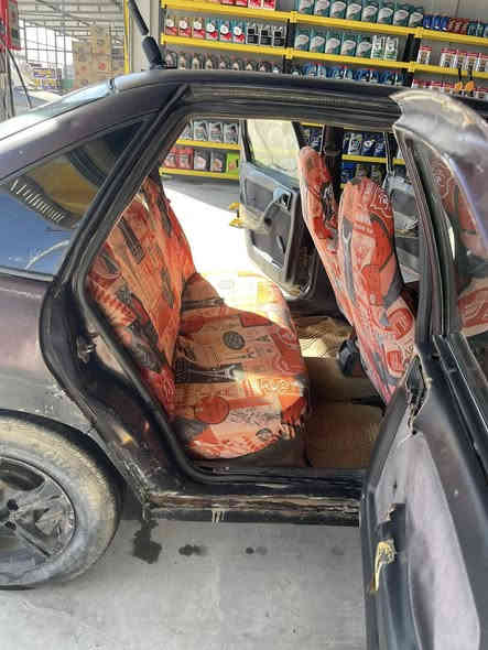 السلام عليكم 
اوبل فكتره 
موديل 1991
كير محرك شرط 
كهربائيات شرط 
كشر كدام العين 
حبل حبل 

السعر اتصل ودلل 
إذا اكو مراوس هم نتراهم 
***********
