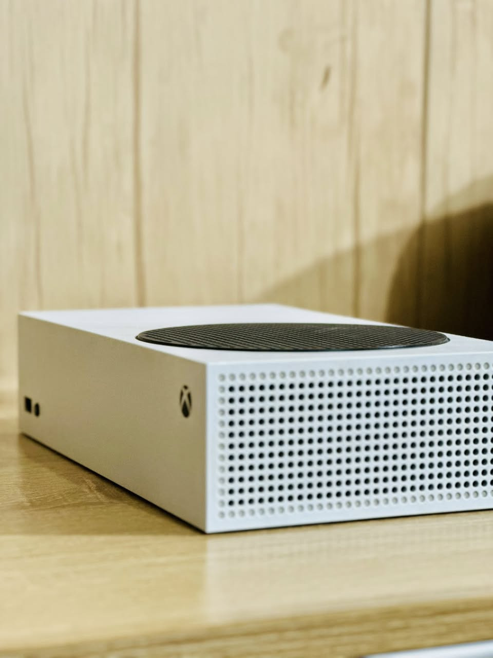 السلام عليكم ورحمة الله 
اكس بوكس سيريس اس 
Xbox series s
الصورة تسولفلك عالنضافة 
اخو الجديد ممفتوح ولا مصلح 
كامل ملحقات اصلية 
ويه جوستكات عدد 2 
الاولى الاصلية 
والثانية كيم سير واير 
+ UBS جديد ونضيف 
+ حساب فورزة كامل 
قطعة نضيفة بسعر حلو
السعر (370)
 الشراي يتصل 

‭0787 119 2074‬

مكان الجهاز كربلاء
