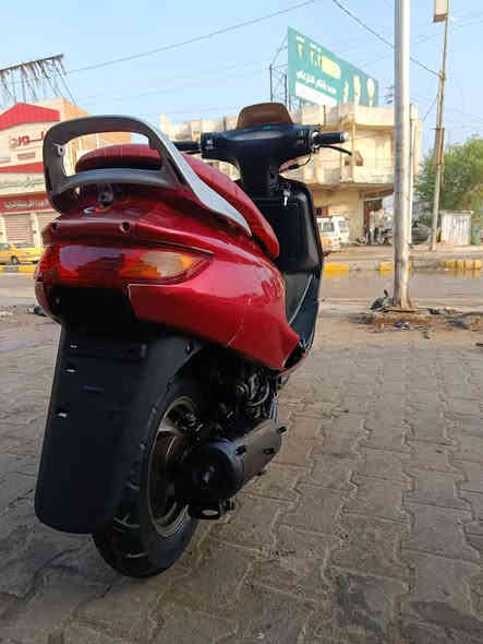 سلام عليكم 
دراجه فراشه فحل للبيع كلشي شغال بس لسلف بدل شخاطه 
دراجه كامله مكمله مفتوحه مره وحده باقي لتفاصيل خاص او رقم *********** لمو شراي اطلع كبل
