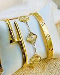 سوارات فخمة • طقم ٣ قطع • ذهبي