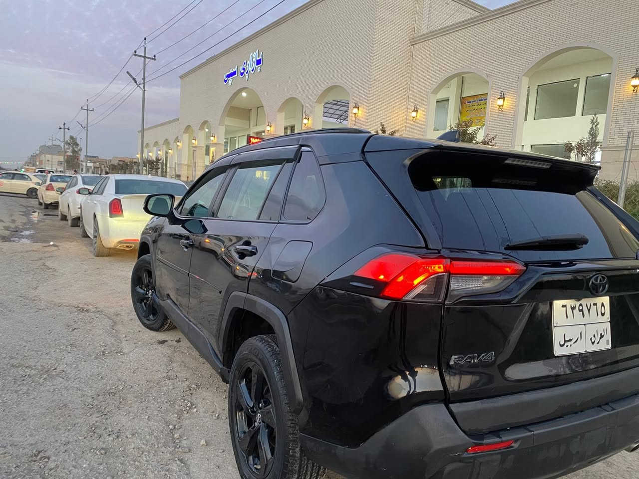 سيارة راف فور XLE امريكي موديل ٢٠٢٠
ماشي ٩٥٠٠٠￼ 

فول مواصفات مع سلايد 

نص باب سائق چاملغ ورا سائق صبغ 

ايرباك سليمة 

سنوية جديدة حتى ٢٠٣١ 

هزة جديدة 

سيرفس جديد كامل 

تحويل مباشر ( مكان اربيل ) 

سعر ٢١٥ 

0750 832 5843
