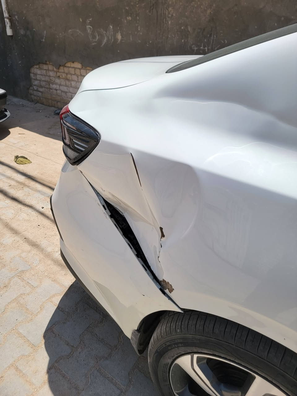 سلام عليكم
كيا سيراتو ٢٠١٩  خليجي مكفوله ما عدا الضربه الموضحه بالصوره سنويتها تنتهي ٢٠٢٩ السياره  السياره شرط النظافه من كير ومكينه ودواخل مداور ثاني يوم جاري مالكها  بيع فقط ما اراوس  للمعلومات الاتصال على هذا الرقم ***********
