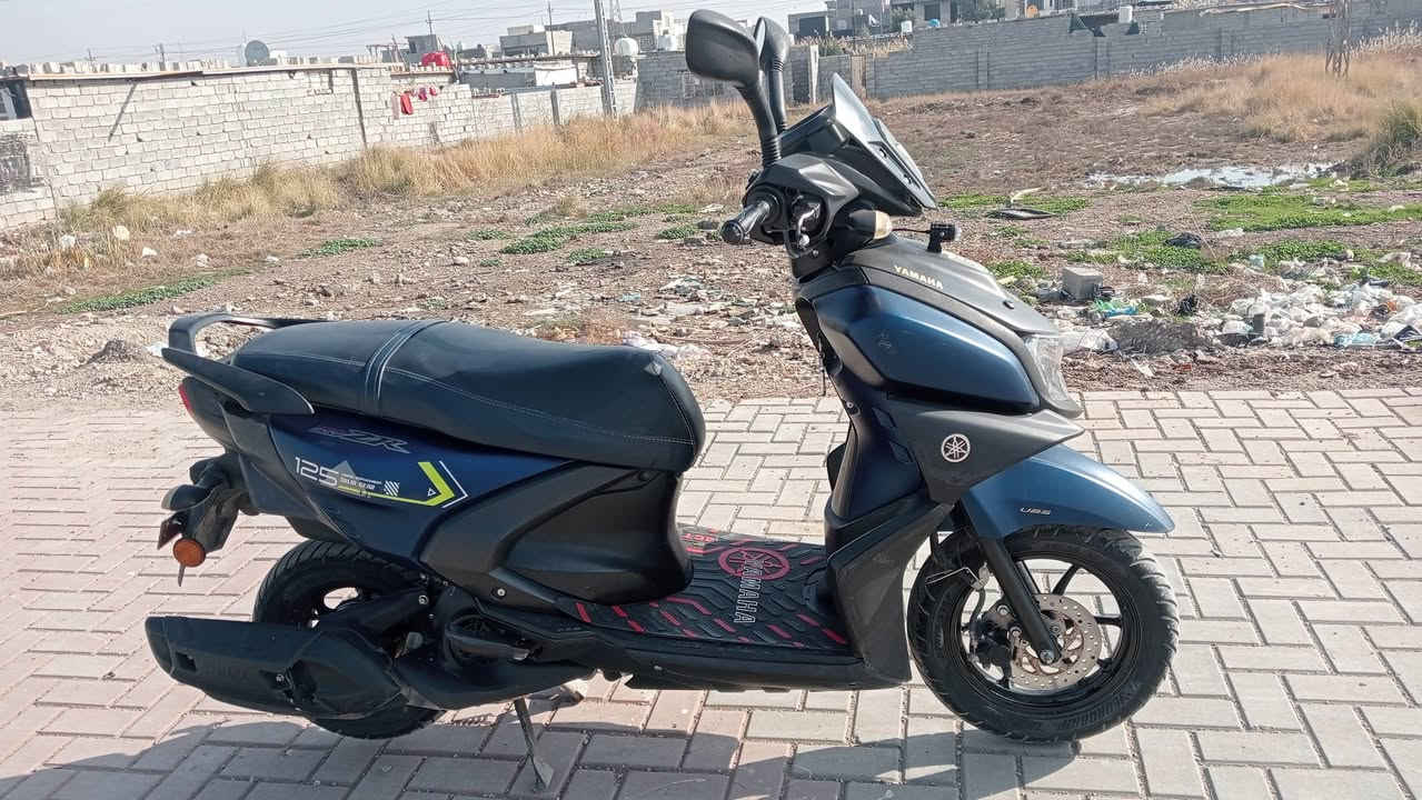 السلام عليكم دراجه ZR موديل 21 للبيع نظيفه كلش بس بيهه دخانه من تشتغل ومكينه ناعمه نكره سلف استان حساس سعرهه 1250 وبيه مجال لشراي مكانه ديالى بعقوبه اتصال ***********
