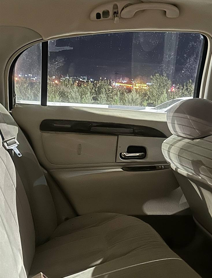 للبيع.او مراوس
لينكولت تاون كار ٢٠٠١🔴
صبغ عام بدون ضربه 🔴
محرك بلادي ٨سلندر 🔴
نقص تبريد و سلايد 🔴
مكاني سليمانيه 🔴
سعر =خاص🔴

*********** السليمانية, العراق
