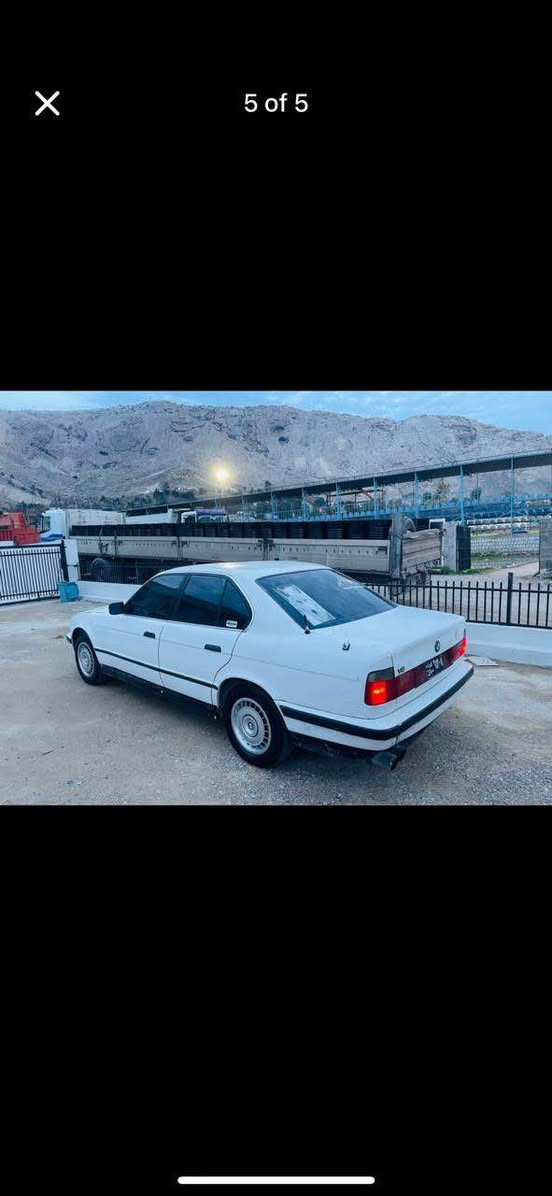 سەرتا بەناوی خوای گەورە 
Bmw 
فرۆشتن و گۆڕینەوە 
 گێڕبەشرت مەکینەی دەنگی تایە
مەزیدیە  
مەکینەین525 فەل هەڵمی دەمی نیە 
کاربای بەشرت 
دووجام کاربا
ئێمپی فایر 
چوار کوشنی لۆک  
سەیارەکە بێ لێداروی بێ خایسات 
پێش دوای کەپس 
سەقفی شوشەی 
سەیارەکە خۆی دیارە دەمار لەسەر دەمار 
تەقو ڕەقی بەشرت 
فرۆشتن 25ومەجال گۆڕینەوە لەسەر دڵ گرتن
ناونیشان چەمچەمال
*********** شمشمل, السليمانية
