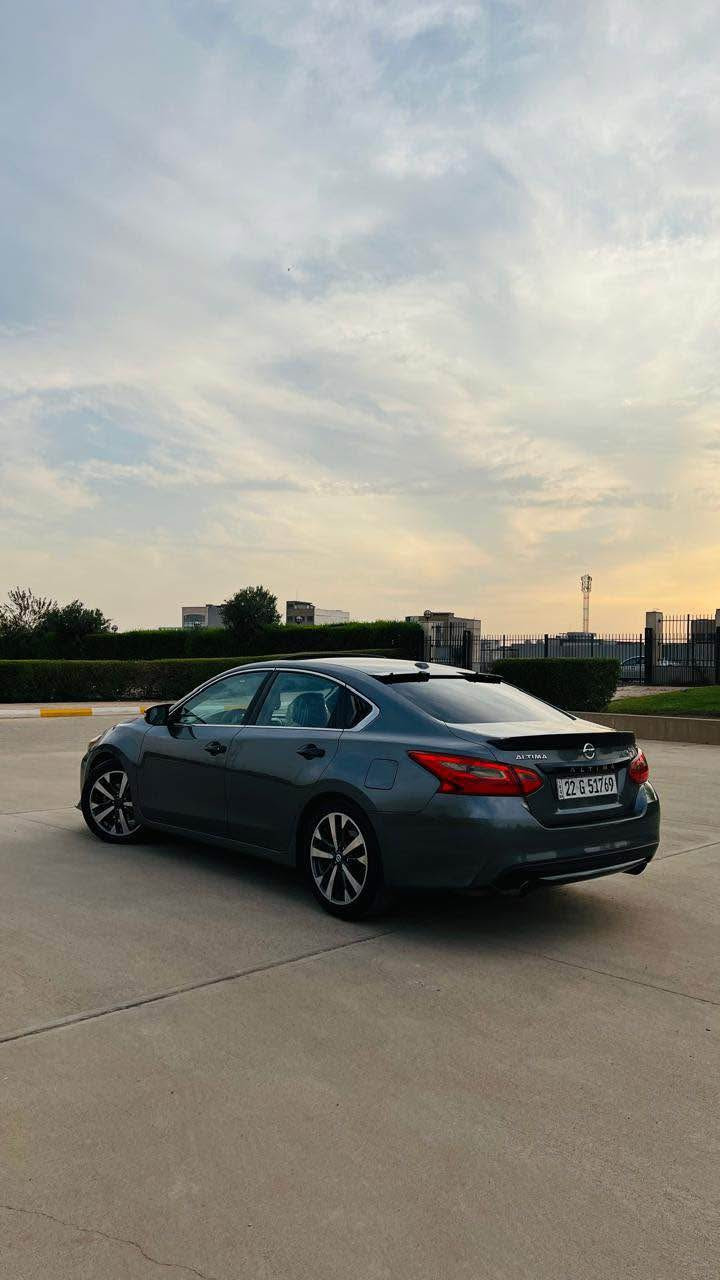 nisan altima 2017 SL
جەمەلەخ و بۆنیت بۆیاخە
بێ ساردو شوخت و چالە  
بێ ناو و بێ شانصی 
گیر و مەکینە بە شەرت 
١٢٧ گەلاو مەجال 
*********** بشدار, السليمانية
