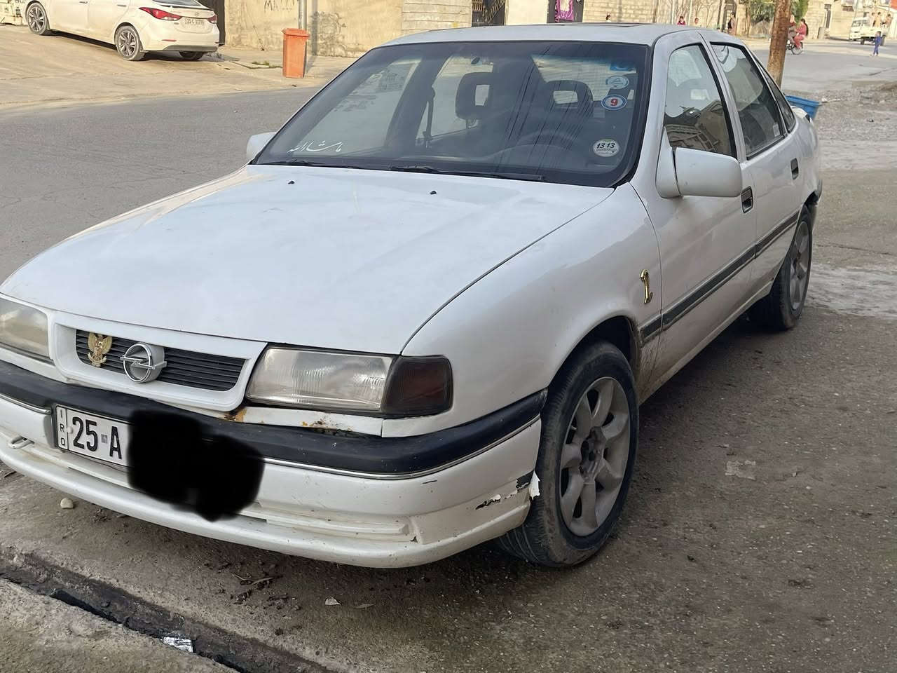 أوبل فكترا  موديل 1994 محرك 18 مصبوغه عام رقم كركوك سنويه لحد 29 كير عادي 37 ورقه ***********
