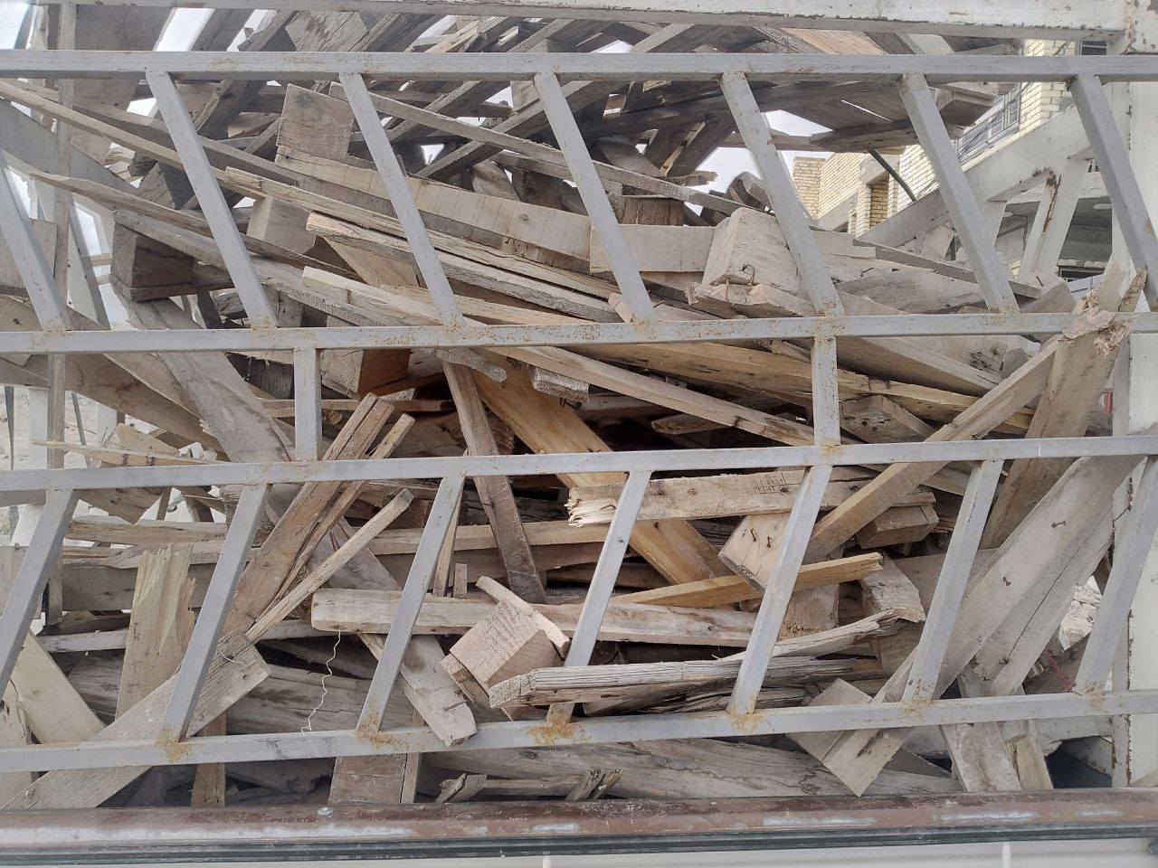 يوجد سكراب خشب للبيع داخل كربلاء جاهز للتوصيل ***********
