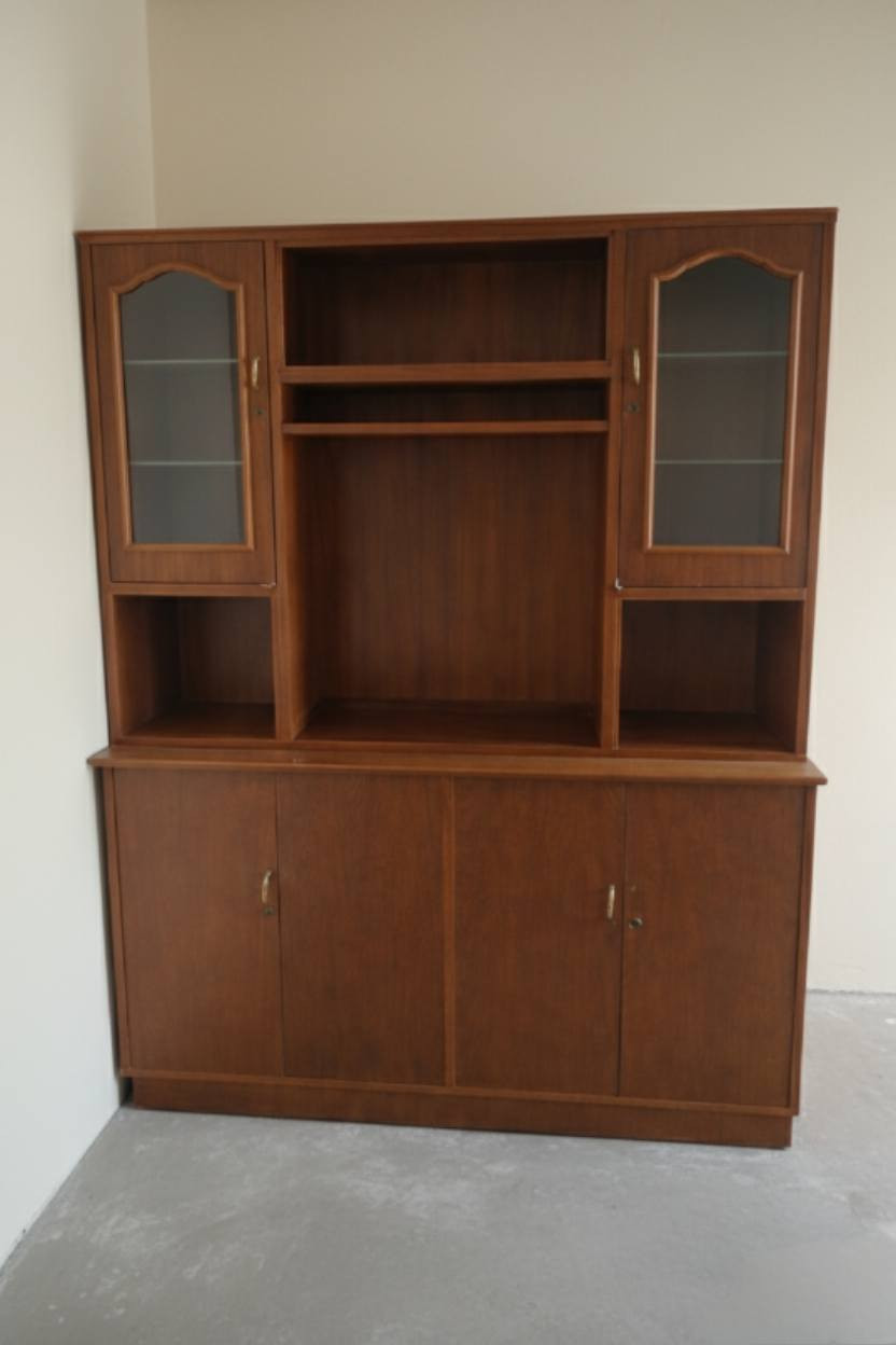 غرفة خشاب كاملة تزكام 
كنتور 
وبوفية 
وجرباية 
 بوفية وملحق (ميز تلفزيون )


**إذا كنت صاحب هذا الإعلان وتريد حذفه لأي سبب، رجاءا أرسل رسالة إلى الدعم الفني**