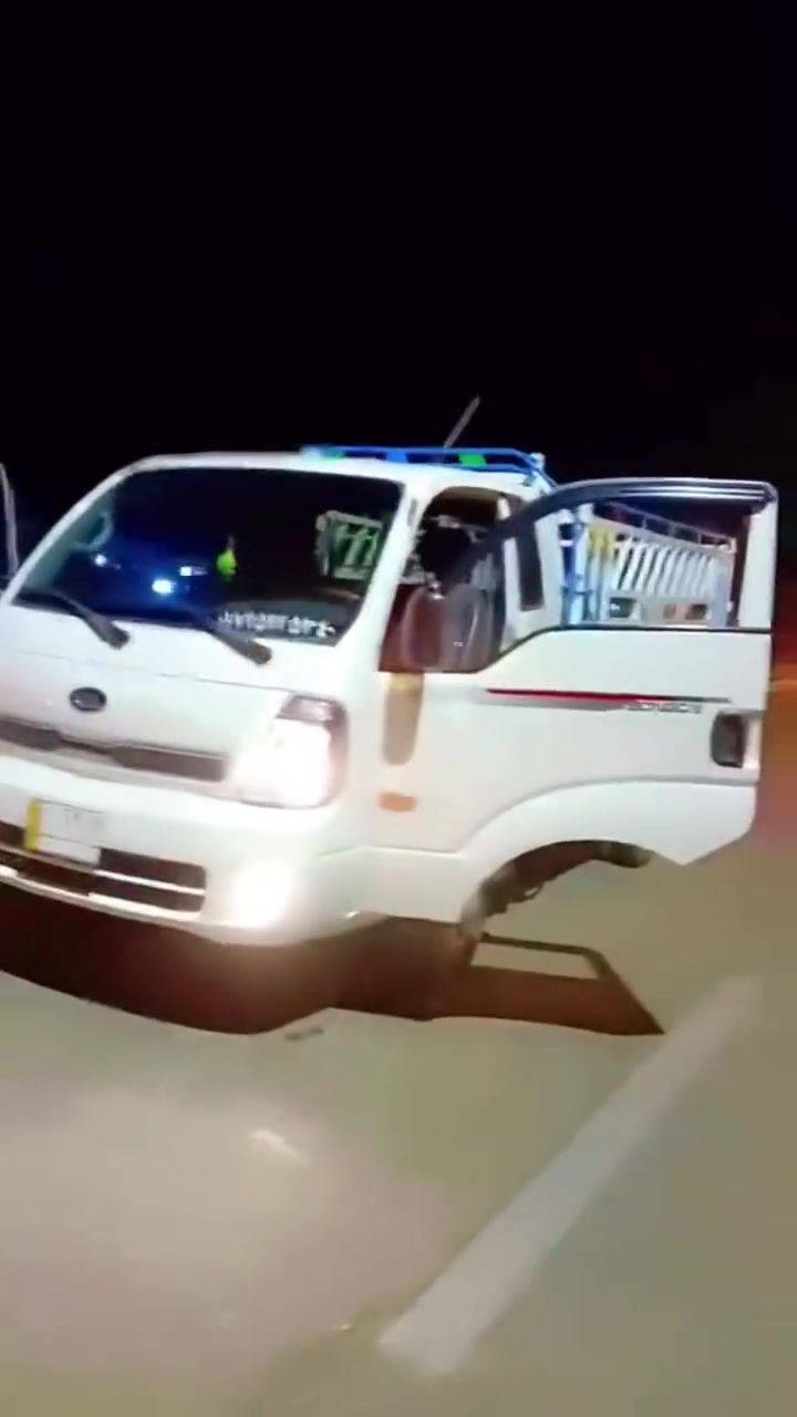سلام عليكم سيارة حمل نقل غراض وين ما تريد نوصلك رقم ***********وتساب
