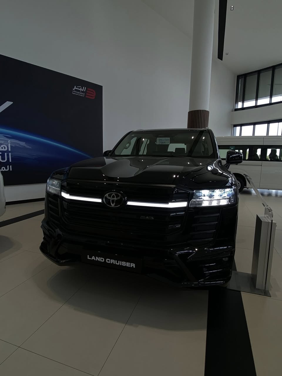 لاندكروزر gxr high limited black edition
السيارة موديل ٢٥ زيرو للبيع 
مواصفات السيارة 
فتحة سقف
مقاعد جلد
نظام سلامة تويوتا الجيل الثالث فول رادارت 
كامرات ٣٦٠ درجة 

للبيع للاستفسار التواصل عبر الرقم التالي
***********
