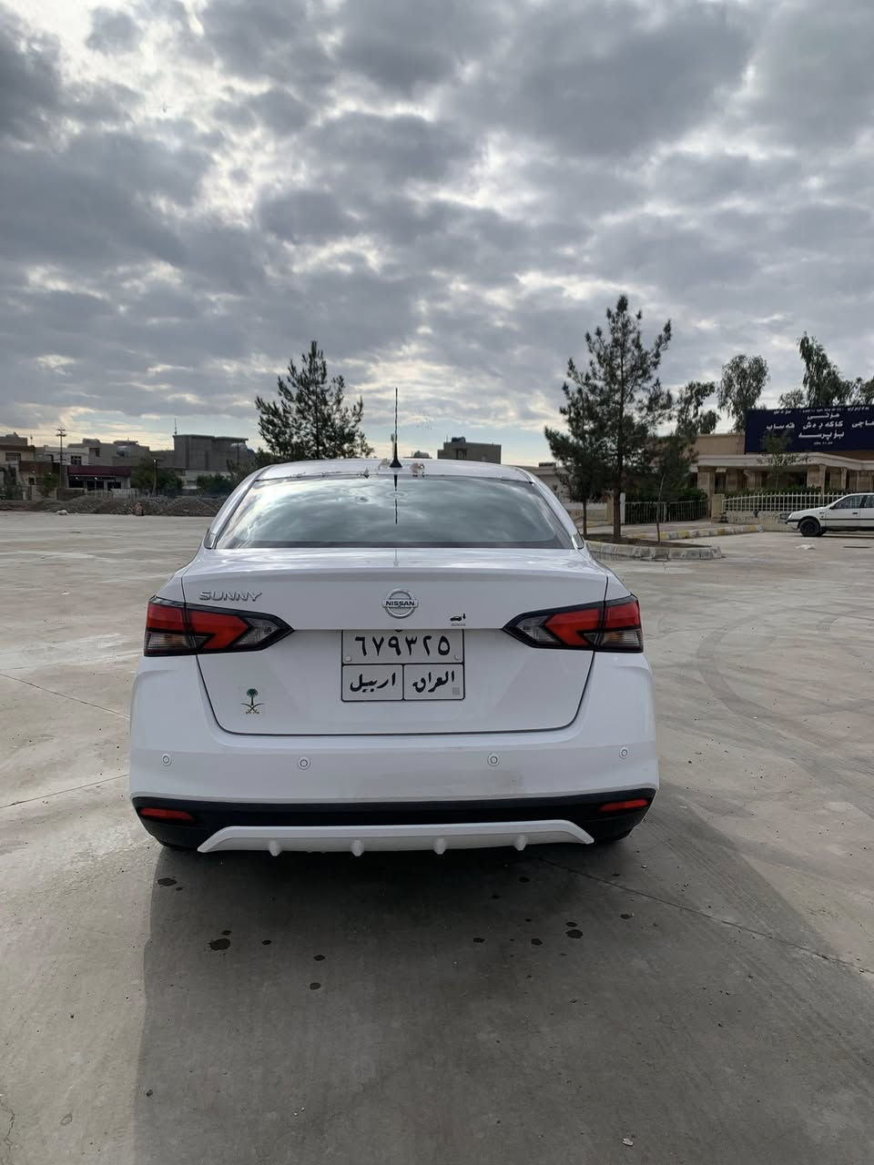 نيسان صني خليجي موديل 2021 سيارة دهن محرك كير جديد سيارة الحة من واقع تايرات جديد سيارة جاهزة سيارة إيد واحد  
عيوان كركوك


**إذا كنت صاحب هذا الإعلان وتريد حذفه لأي سبب، رجاءا أرسل رسالة إلى الدعم الفني**