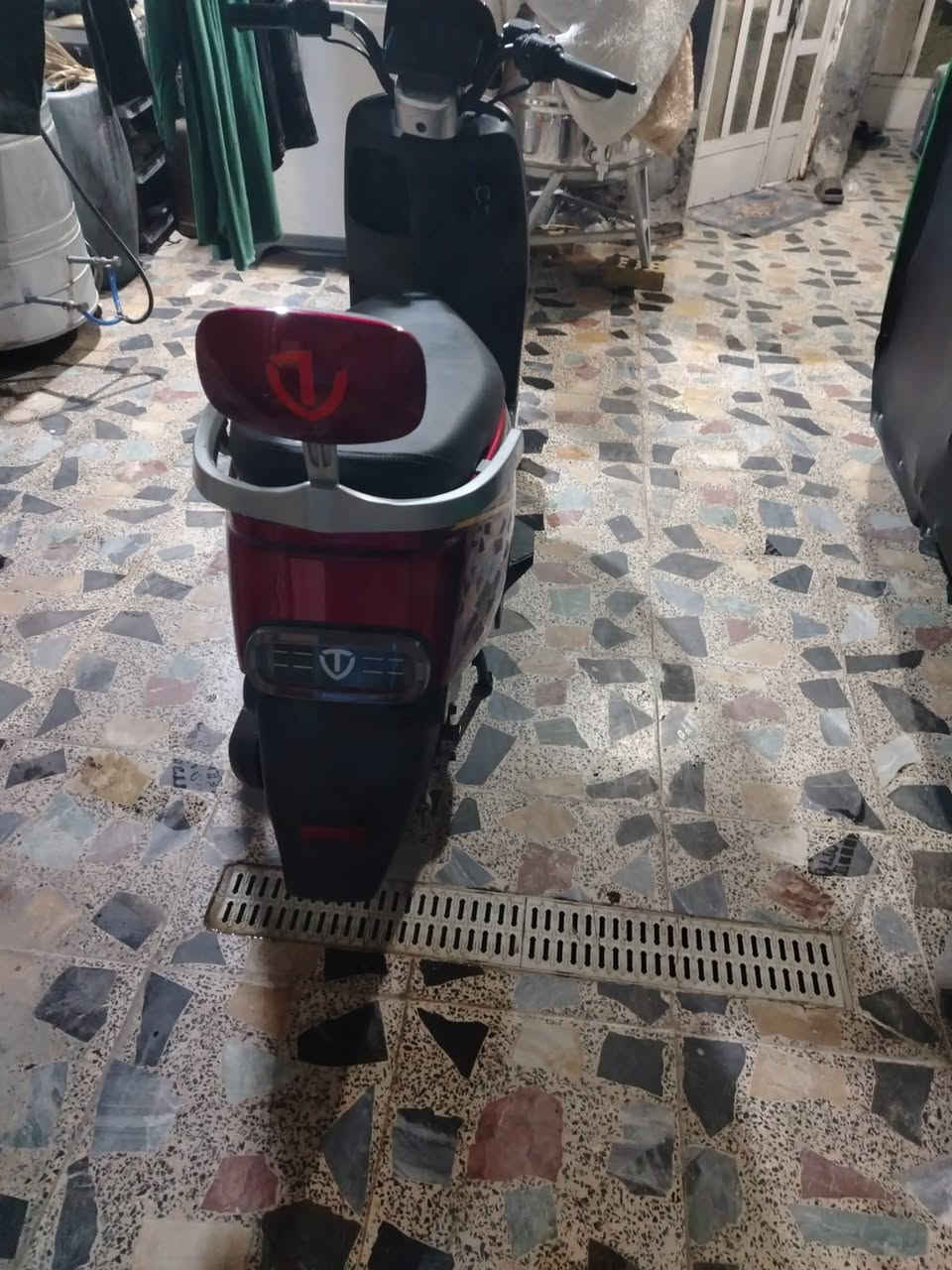 السلام عليكم 
دراجة شحن نوع ريان 
المكان البلديات *********** 
السعر ٥٣٠ وبيها مجال
