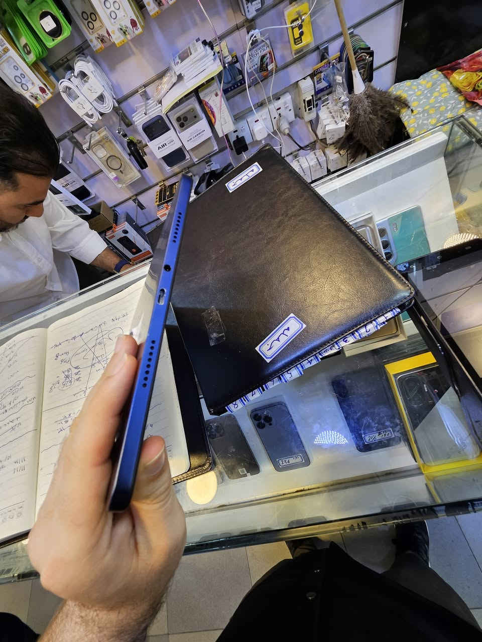 Poco pad m1
Ram 8 gb
Storage 256 gb
Screen 12.1

کامل ملحقات 
نضيف جدا
دورات الشحن ٣٩
٣٣٠ الف - توصيل مجاني
کامل ئەشیایە
زۆر خاوێنە ٩٩% زیاتر خاوێنە
پاتری ١٠٠
٣٩ جار شەحنکراوەتەوە

٣٣٠ هەزار - گەیاندن خۆڕای


**إذا كنت صاحب هذا الإعلان وتريد حذفه لأي سبب، رجاءا أرسل رسالة إلى الدعم الفني**