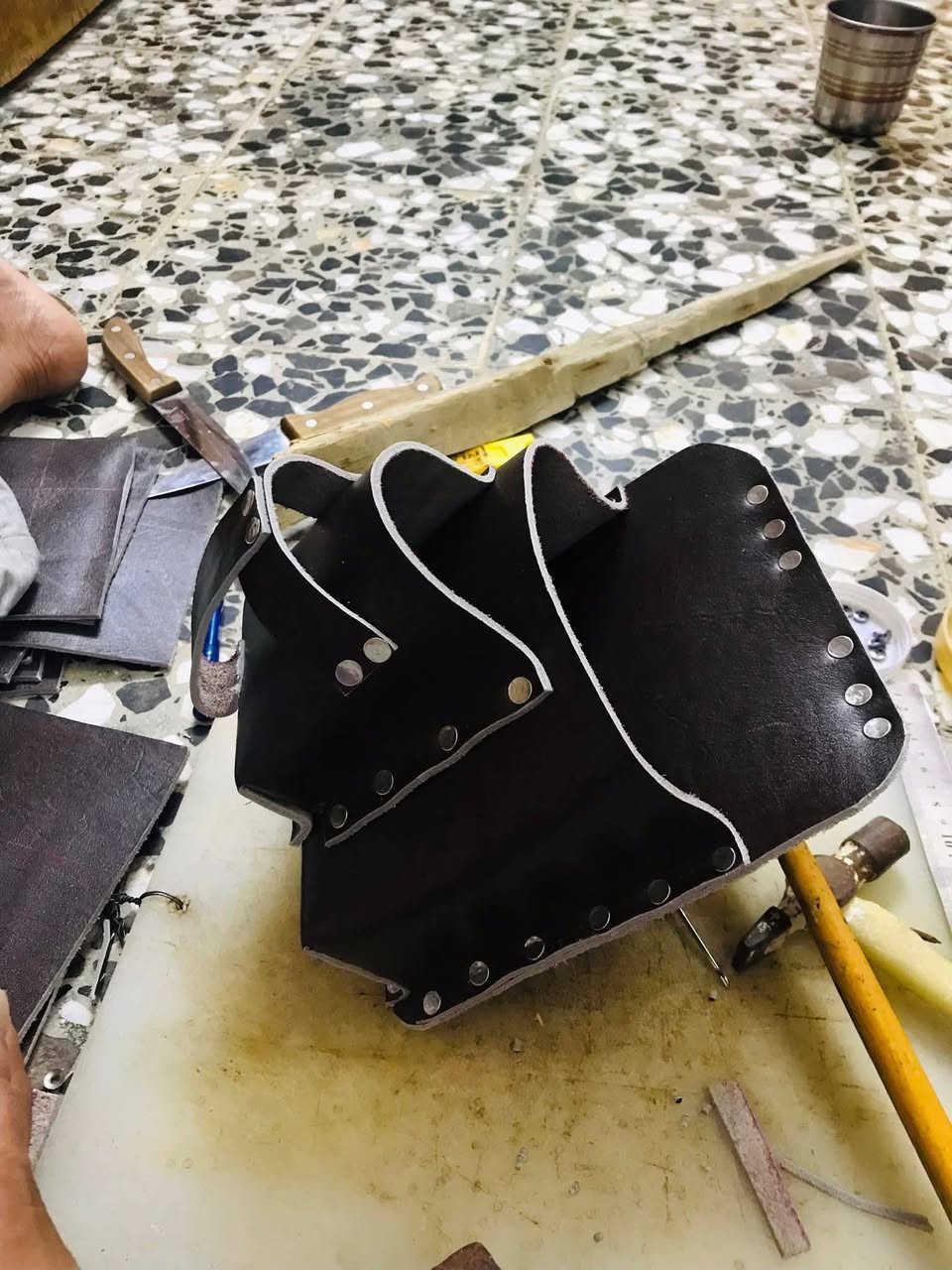 يا الله حراجي جلد طبيعي شرط  بقري  سعر حرجايه فقط ٢٠ وتوصيل جميع المحافظات ٥ الاف *********** واتساب
