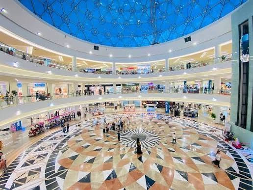 تعلن لكم شركة سما الشاهين 🦅 
⛱️⛱️⛱️⛱️⛱️⛱️⛱️⛱️⛱️⛱️⛱️⛱️
________(النفر-12.000الف)__________
دهوك  برنامج زاخو يوم واحد
################
برنامج الرحلة
1-مصيف وشلال شرانش🏞️
2-مصيف برخ 🏞️
3-مصيف دشتتاخ🏊‍♂️🏞️
4-كهف بهيري🏞️🏞️
5-حديقة الحيوانات🎠🎠
6-فاملي مول+مدينة الالعاب 🎡🎡🎡
-------------------------------------------------
للاستفسار والحجز -***********
