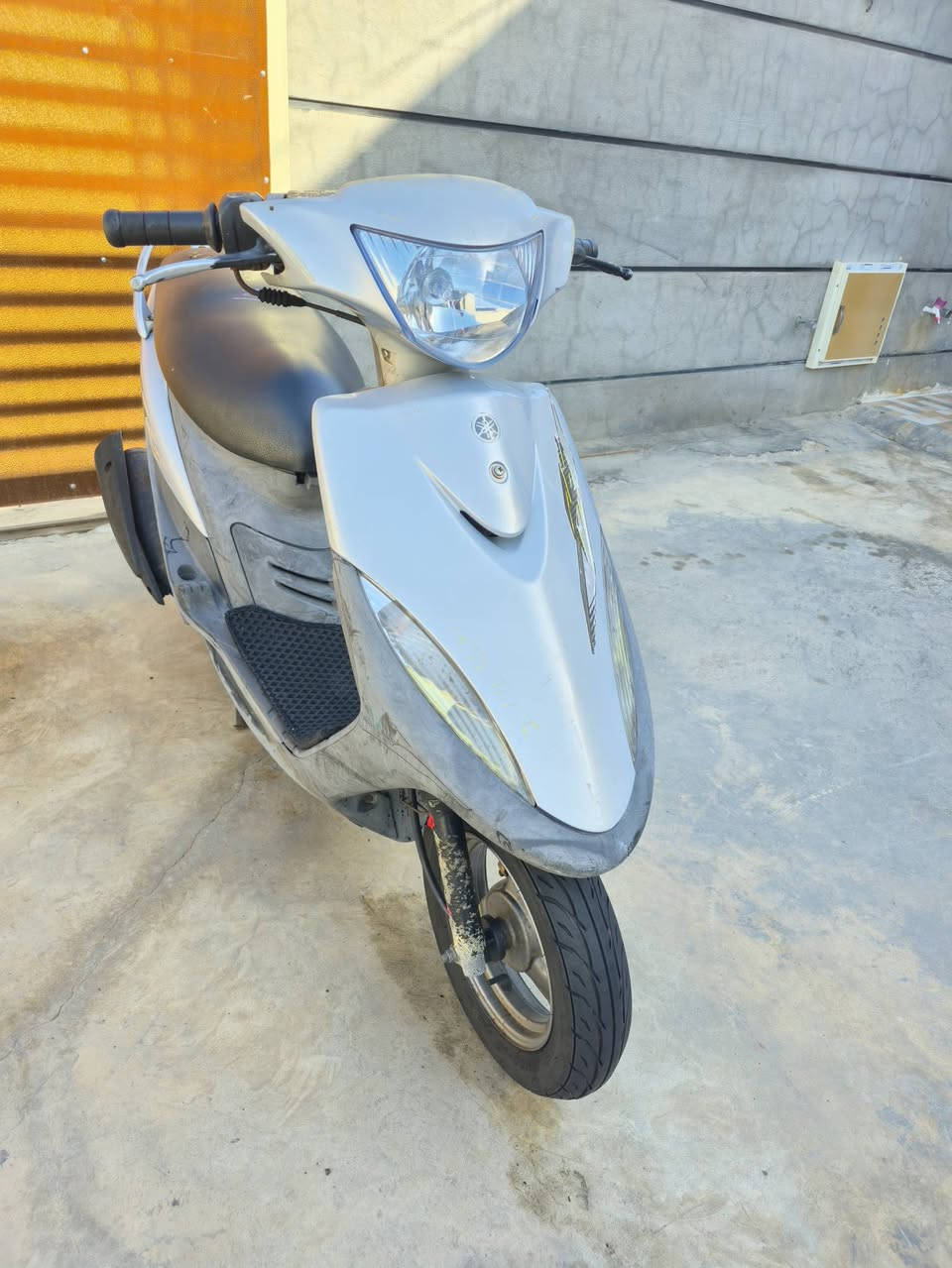 السلام عليكم ماكس عدله للبيع السعر 1150 بيهه مجال قليل المكان بغداد جسر ديالى الجديد الرقم ***********
