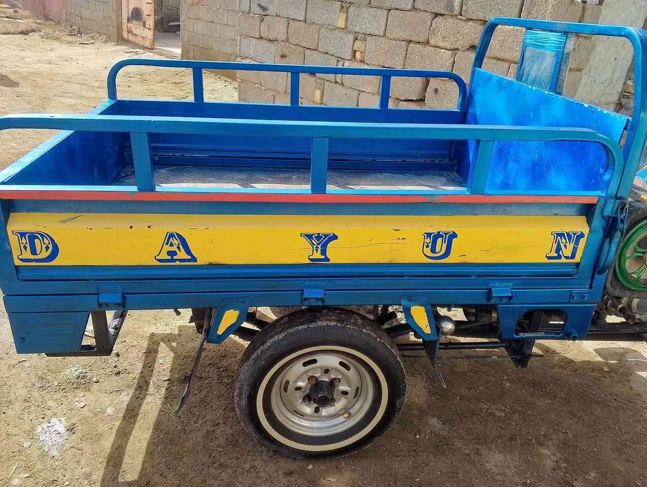 سلام عليكم ستوته رقم نكليزي 14تعمير كله جديد مكينه 23تيرات كير بوكس سدر جعمقه كهربايات كله جديد بدي توني معمره ستوته ربع مذب عليه مكان كوت ***********
