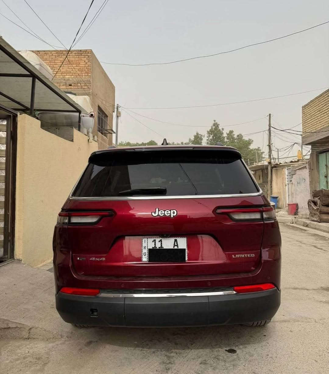 ‎السلام عليكم جيب كراند شيروكي لمتد مديل ٢٣ للبيع ماشيه ٨١ ألف ميل حادث جانبي بجم كبس‎ Singapore
