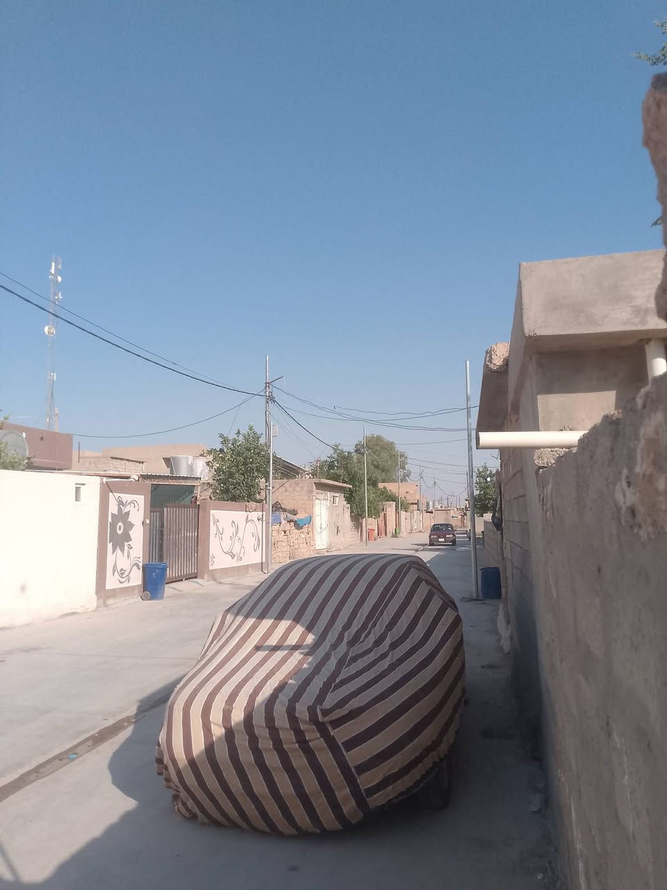 السلام عليكم بيت البيع حي الطباء مساحة البيت 250 فرع الثاني  ***********

